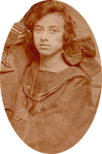 nomi-as-child-in-lublin-oval